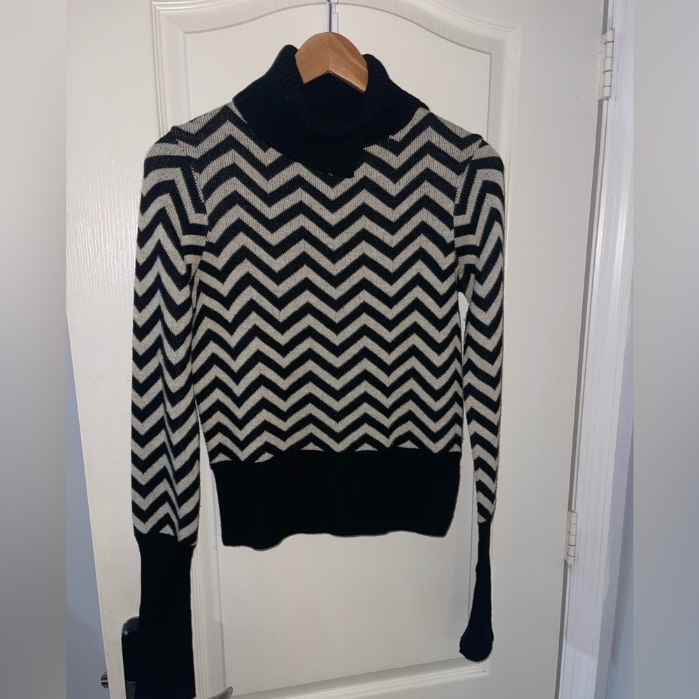 Kenneth‎ Cole Black and Cream Chevron Turtleneck Sweater